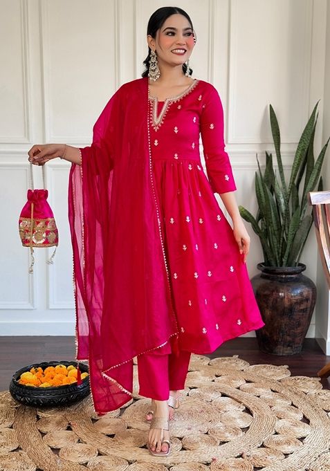 Pink Embroidered Vichitra Kurta Set