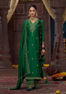 Green Sequin Embroidered Silk Blend Kurta Set With Belt And Potli Bag
