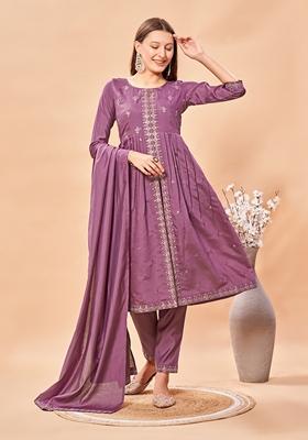 Black Sequin Thread Embroidered Roman Silk Kurta Set