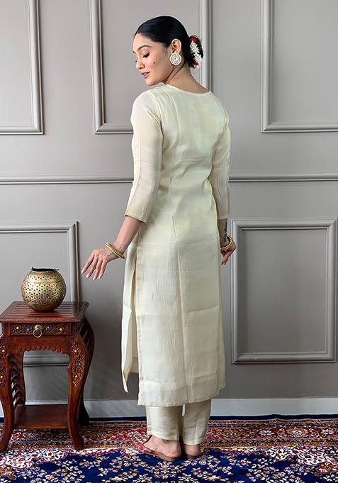 Cream Embroidered Chanderi Silk Kurta Set With Dupatta