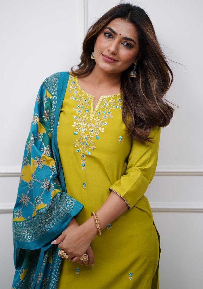 Lemon Yellow Thread Work Viscose Kurta Set