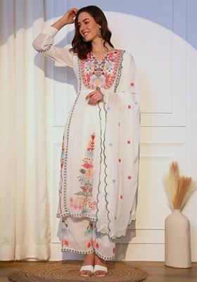 Off White Embroidered Georgette Kurta Set