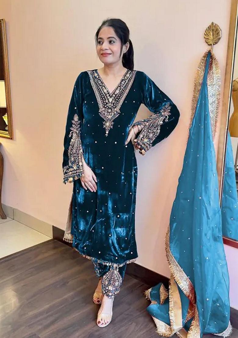 Teal Embroidered Velvet Kurta Set