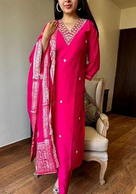 Rani Pink Embroidered Chanderi Silk Kurta set
