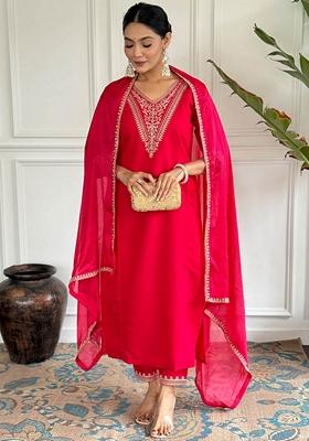 Rani Pink Thread Embroidered Viscose Kurta Set