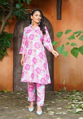 Pink Digital Print Cotton
Kurta Set
