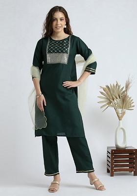Green Embroidered Slub Cotton
Kurta Set