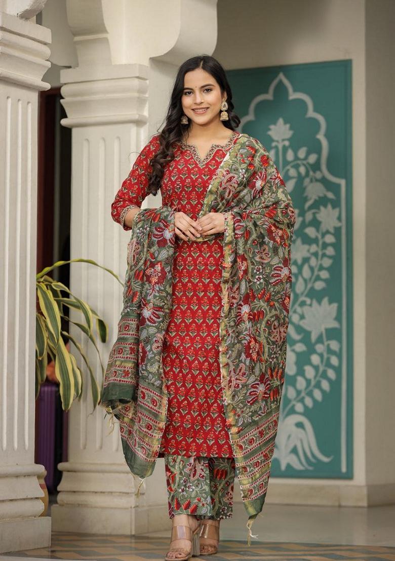 Maroon Digital Print Rayon Kurta Set