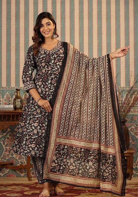 Black Digital Print Rayon Kurta Set With Dupatta