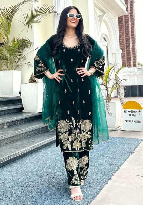 Women Green Velvet Embroidered Short Kurta