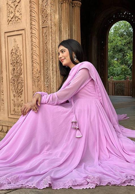 Gorgeous Embroidered Flarred Anarkali Muslin suit with full muslin dupatta (Bandhej)