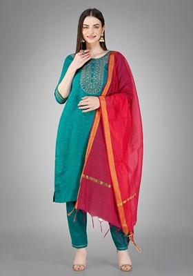 Green Embroidered Cotton Blend Kurta Set