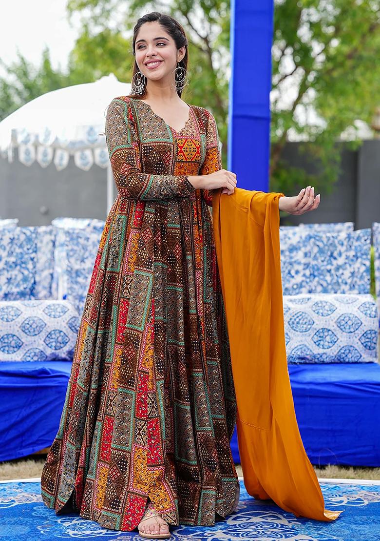 Multicolor Printed Rayon Gown Set