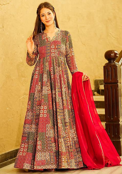 Red Printed Rayon Gown Set