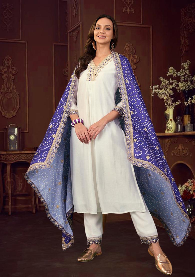 Off White Zari Embroidered Vichitra Kurta Set