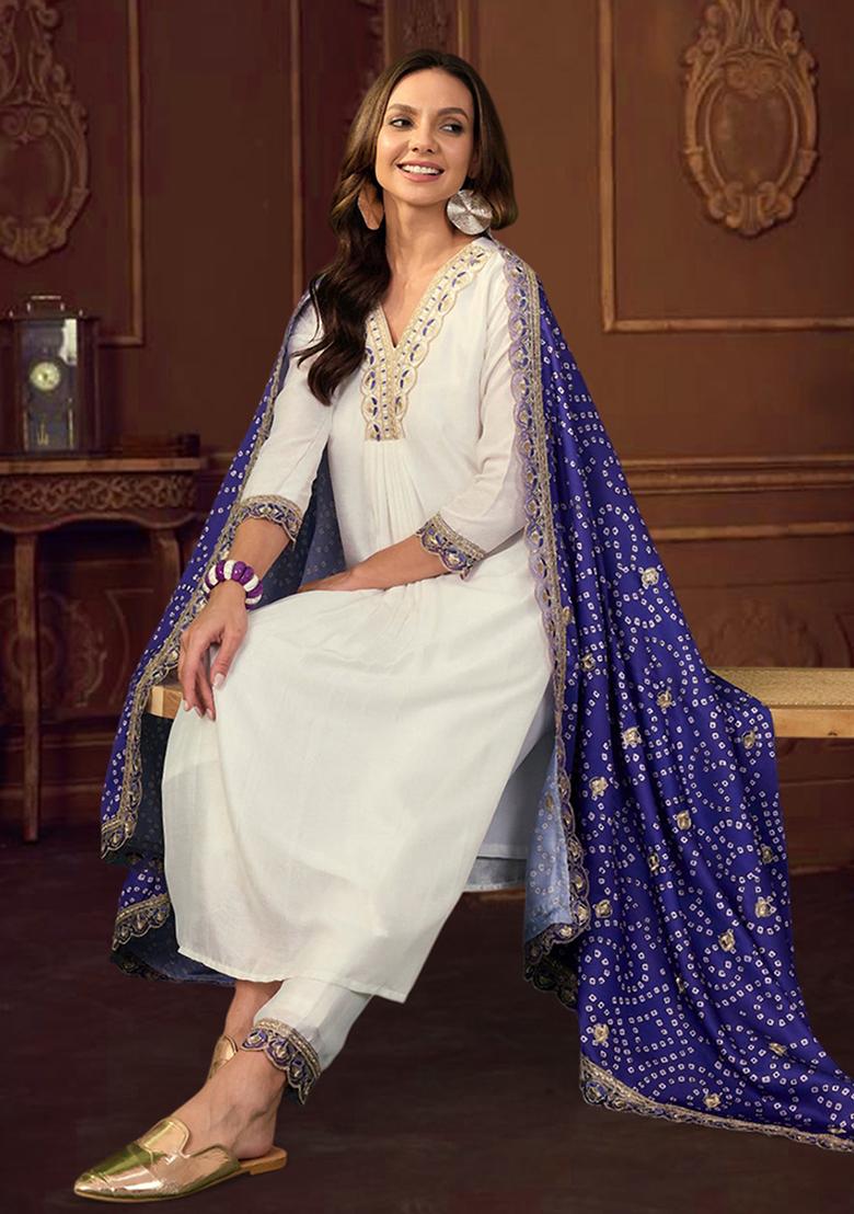 Off White Zari Embroidered Vichitra Kurta Set