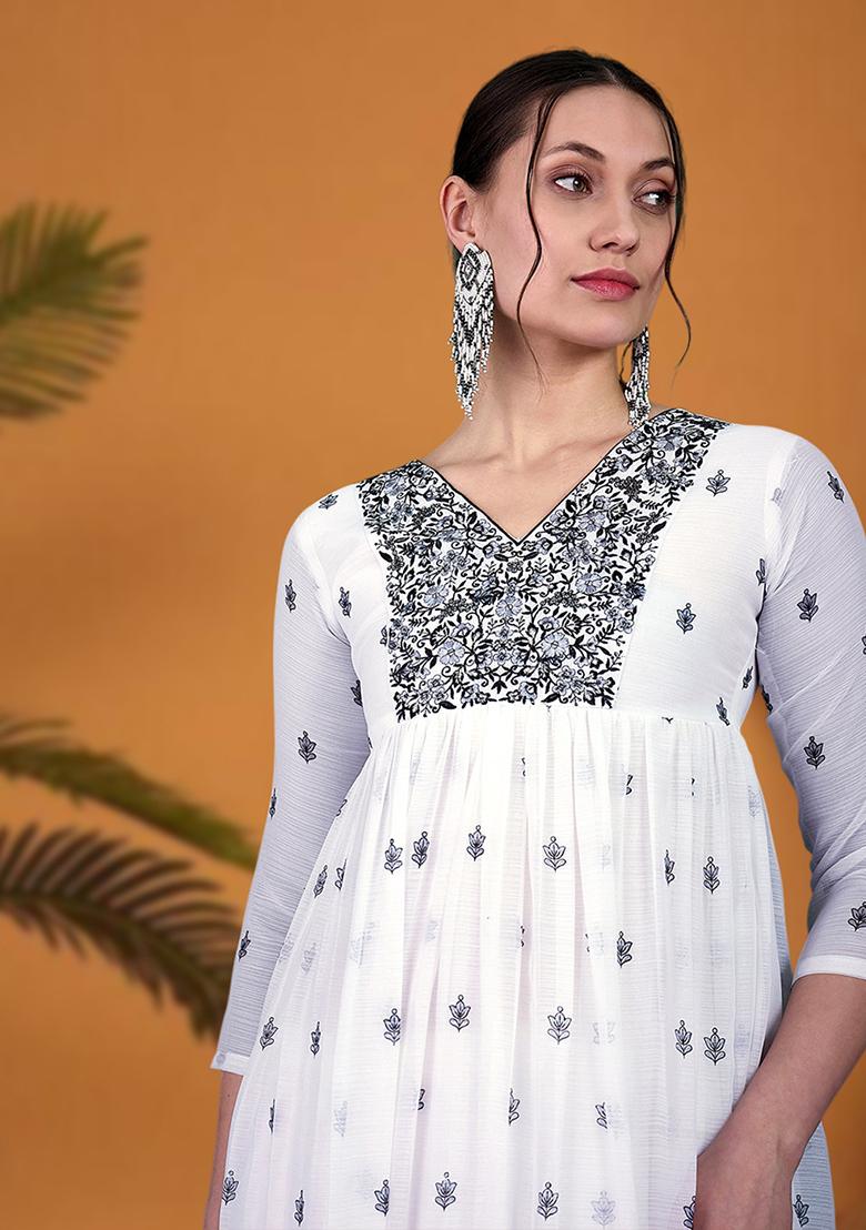 White Zari Embroidered Georgette Kurta Set
