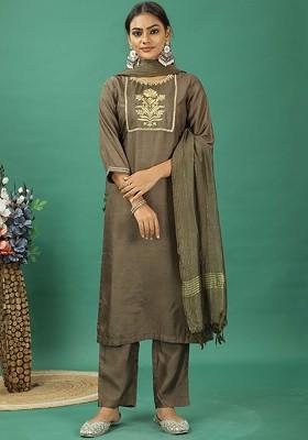 Green Floral Embroidered Poly Blend Kurta Set