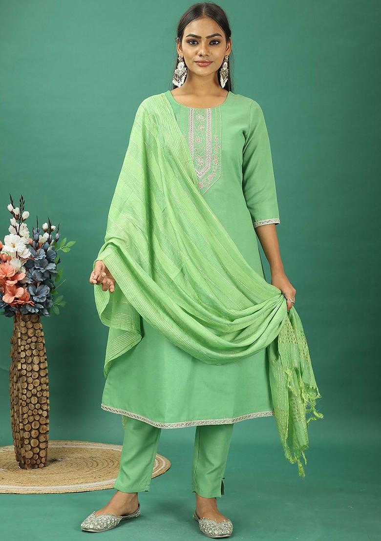 Green Floral Embroidered Poly Blend Kurta Set