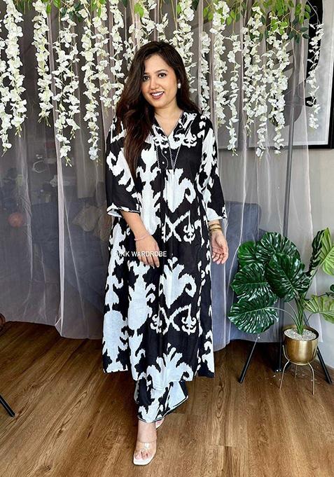 Buy Women Black Embroirdered Cotton Kurta Set - XKS16353 - Salwar ...
