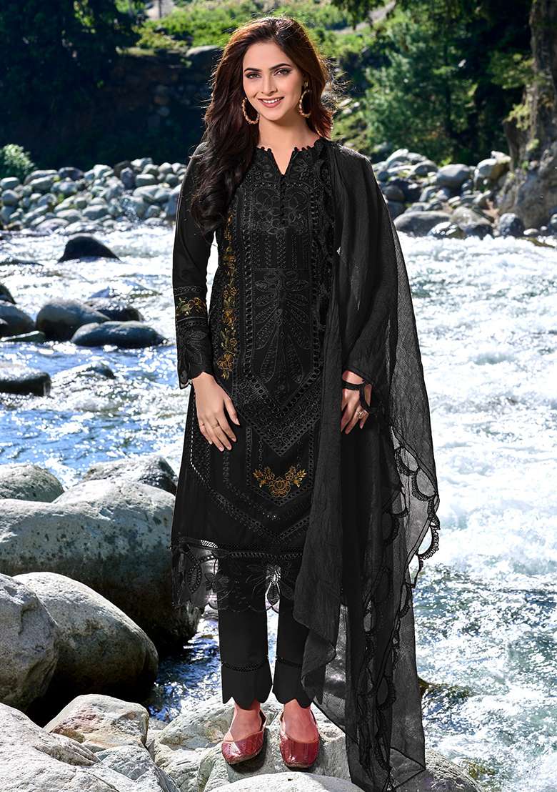 Black Embroidered Cotton Pakistani Suit Set - Indya