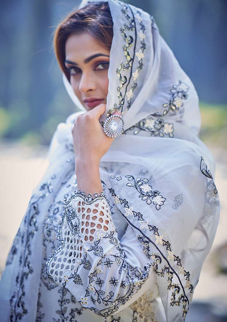 White Embroidered Cotton Pakistani Suit Set - Indya