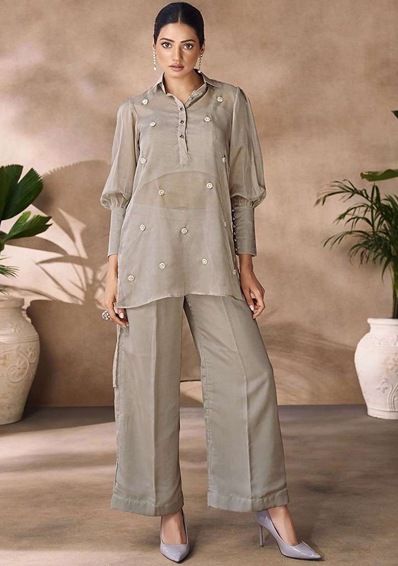 Green Embroidered Poly Blend Fusion Set - Indya