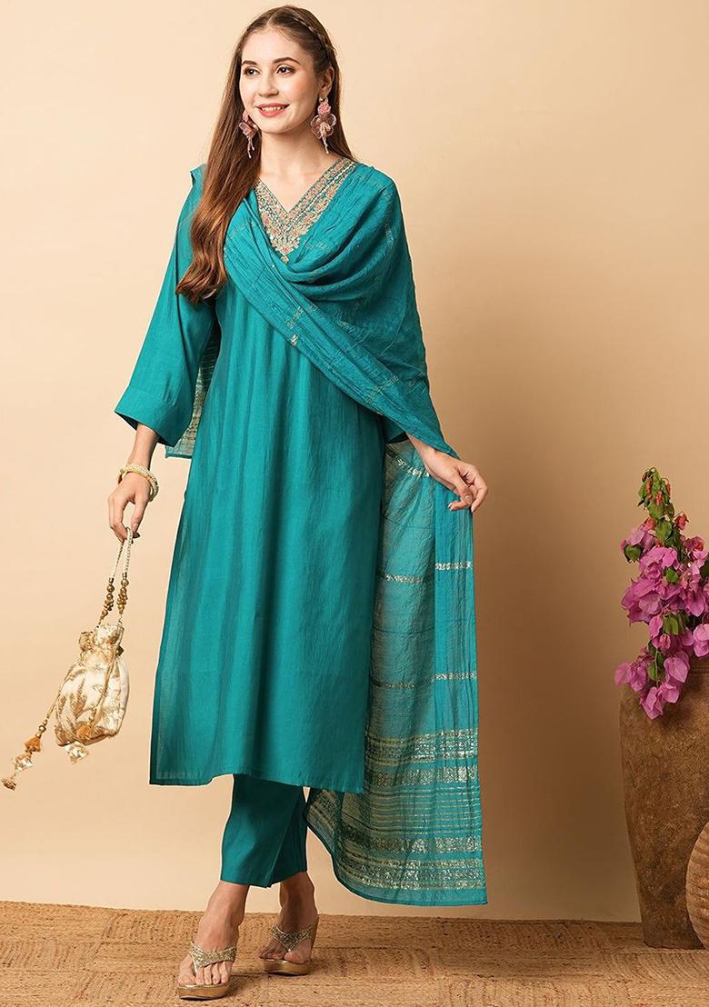 Blue Zari Embroidered Poly Blend Kurta Sets