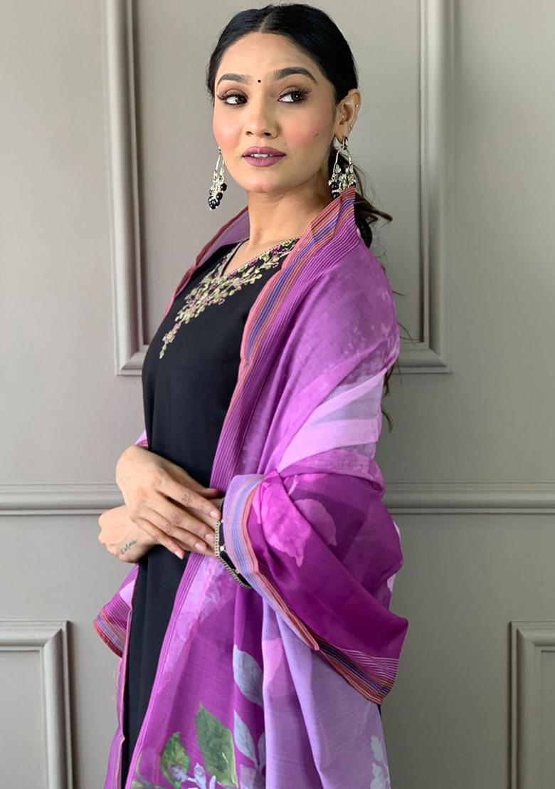 Black Embellished Poly Blend Kurta Sets