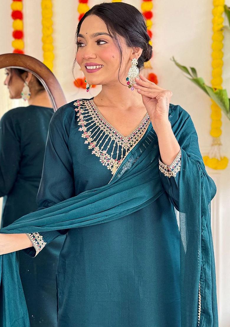 Green Embellished Poly Blend Kurta Sets