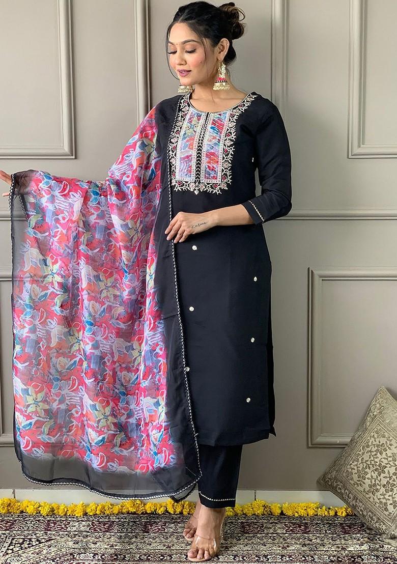 Black Floral Embroidered Poly Blend Kurta Set