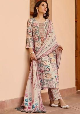 Peach Ethnic Motifs Embroidery Cotton Kurta Set