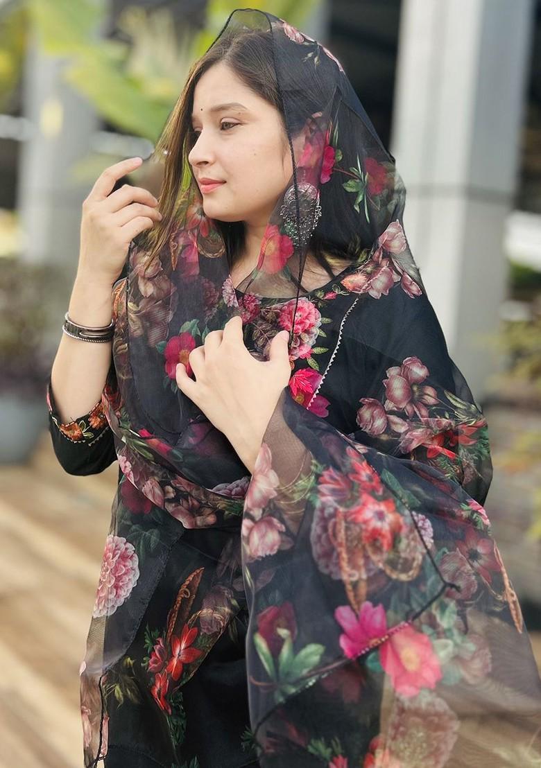 Black Gota Patti Poly Blend Kurta Set