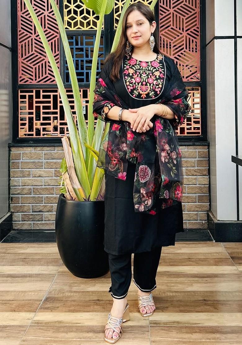 Black Gota Patti Poly Blend Kurta Set