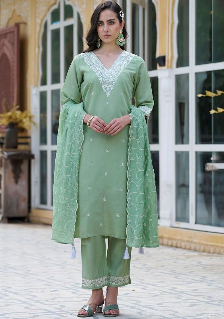 Green Floral Embroidered Poly Blend Kurta Set
