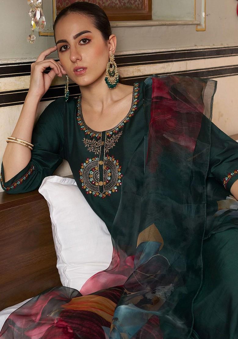 Green Floral Embroidered Poly Blend Kurta Set