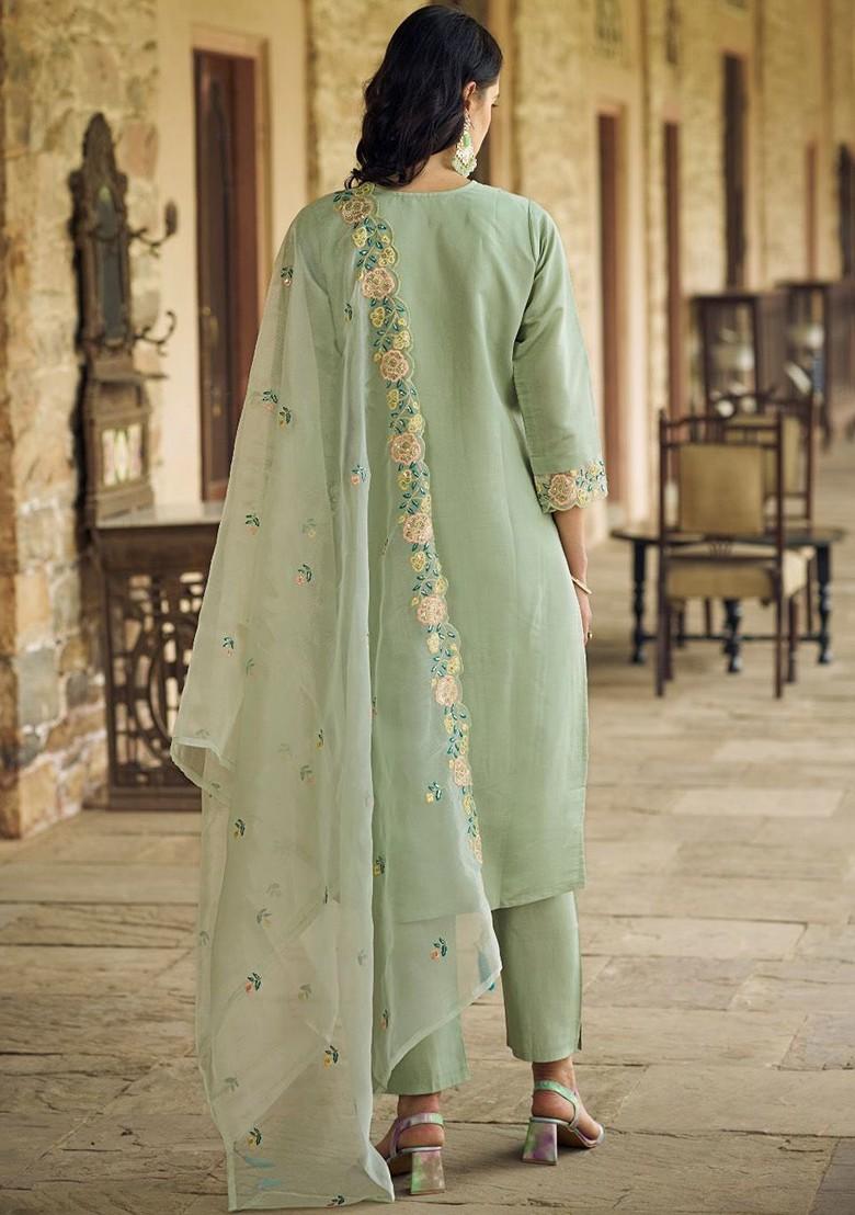 Green Floral Embroidered Poly Blend Kurta Set