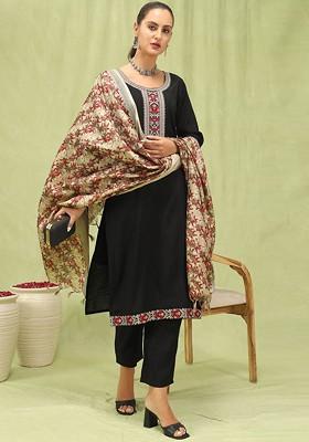 Black Floral Embroidered Poly Blend Kurta Set