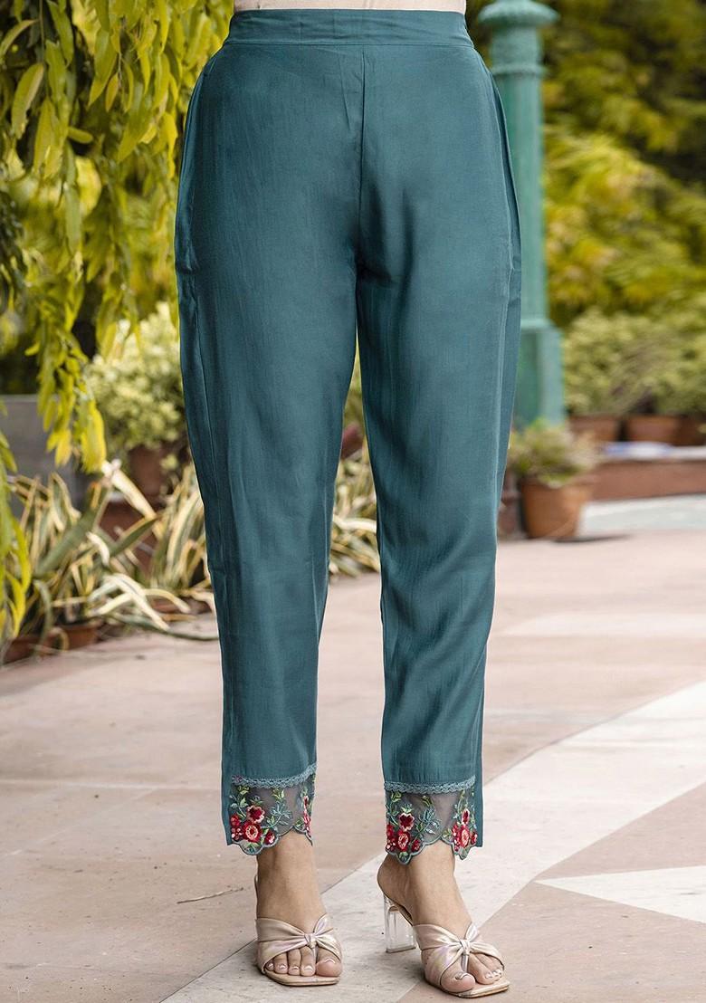 Green Floral Embroidered Poly Blend Kurta Set