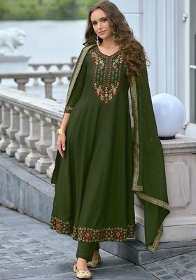Green Floral Embroidered Poly Blend Kurta Set