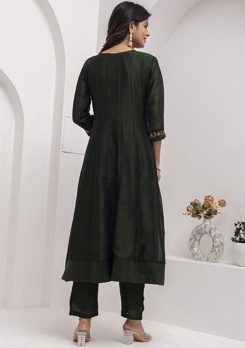 Green Floral Embroidered Poly Blend Kurta Set