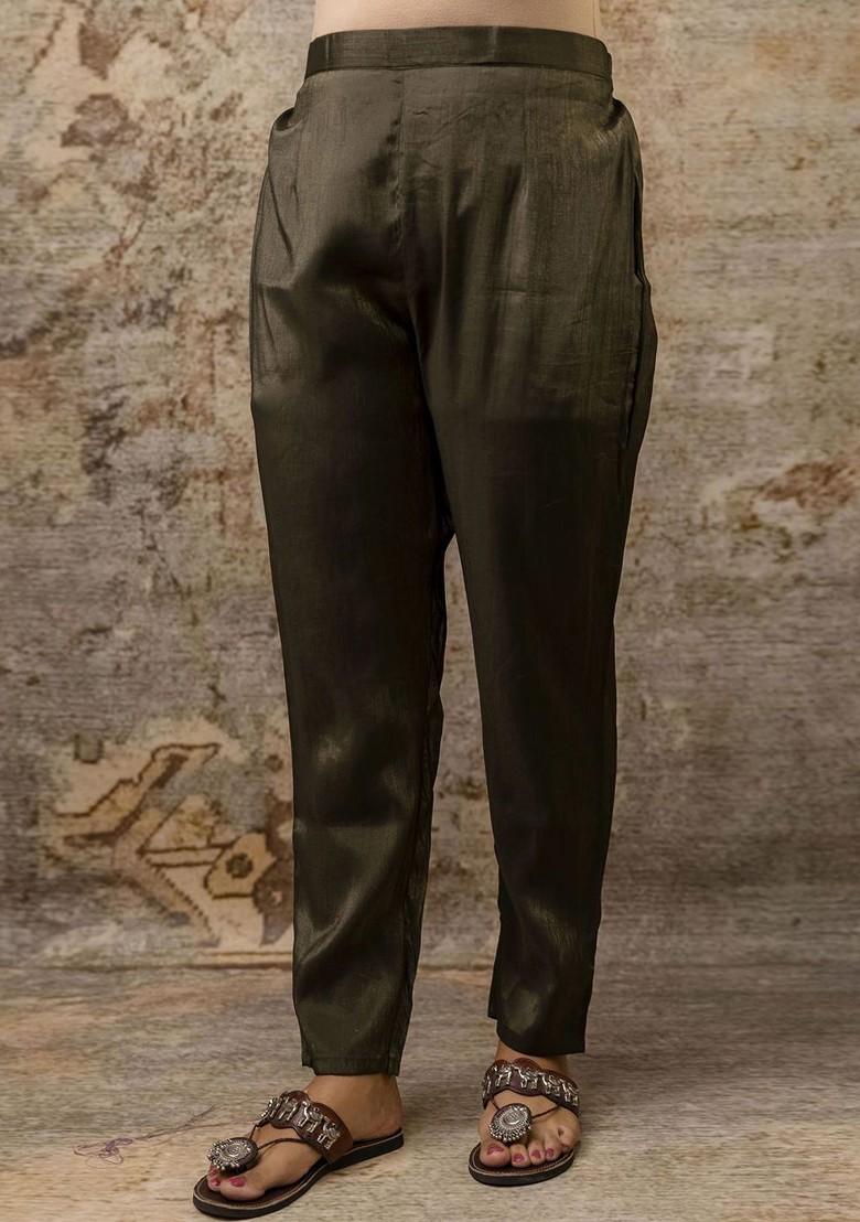 Green Floral Embroidered Poly Blend Kurta Set