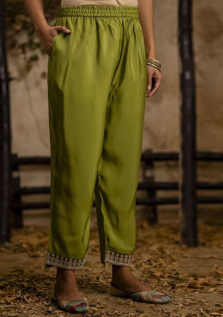 Green Floral Embroidered Poly Blend Kurta Set