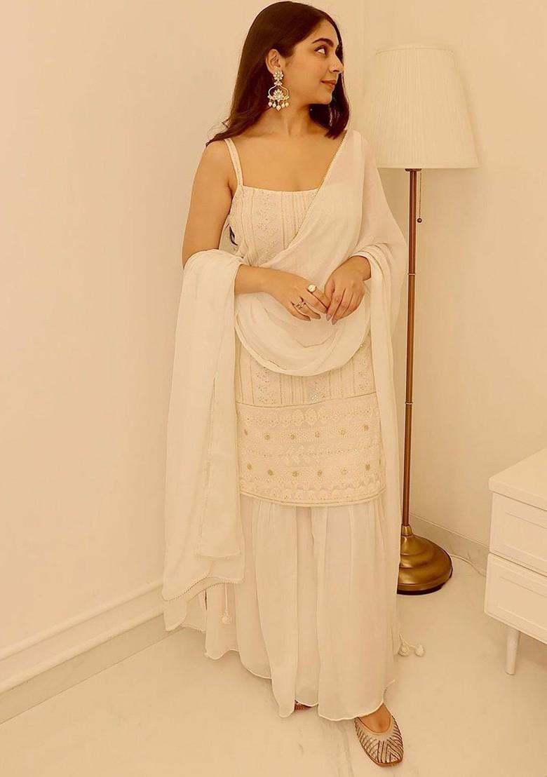 Off White Ethnic Motifs Embroidery Poly Blend Kurta Set