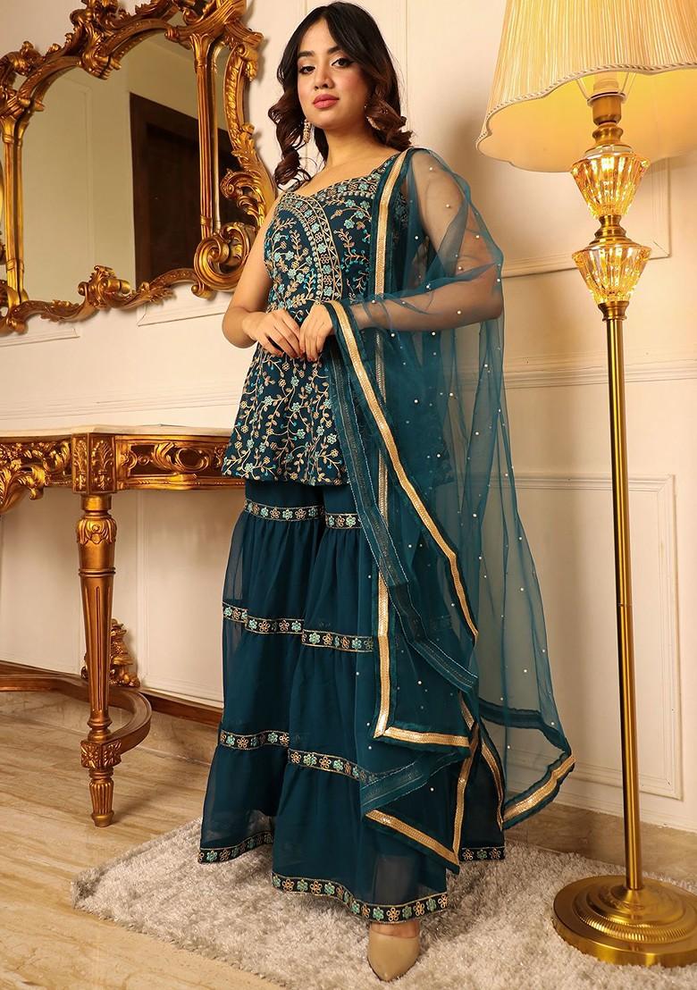 Green Floral Embroidered Poly Blend Kurta Set