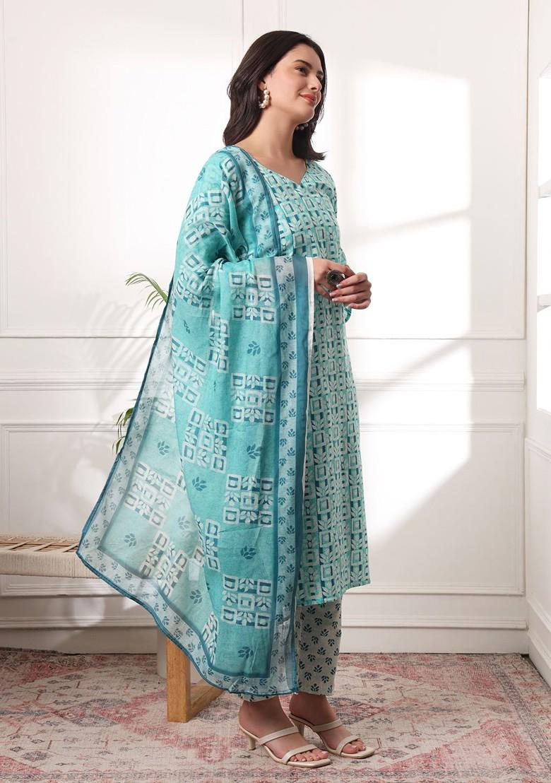 White Ethnic Motifs Embroidery Cotton Kurta Set