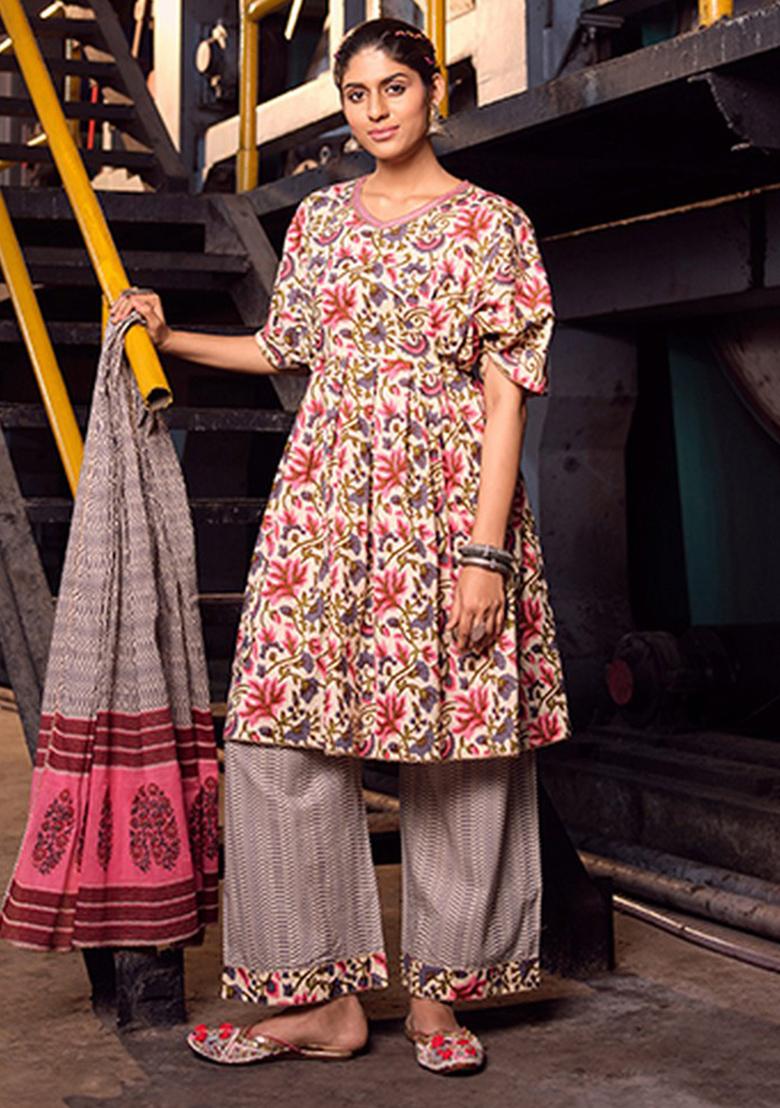 Multicolor Abstract Print Cotton Kurta Set
