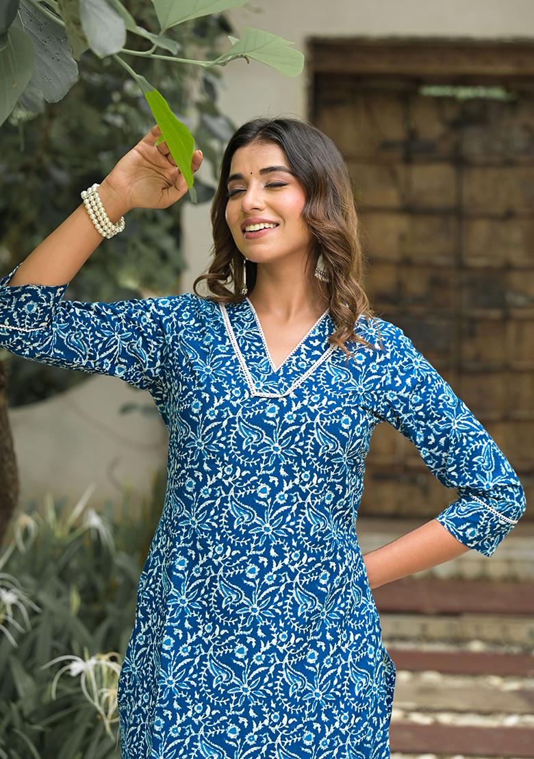 Buy Women Blue Abstract Print Cotton Kurta Set - XKS18625