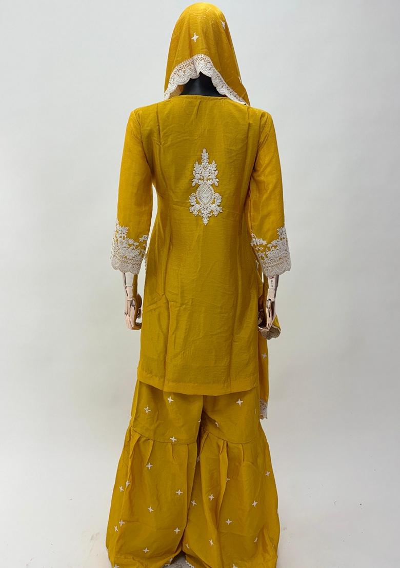 White Embroidered Chinon Kurta set