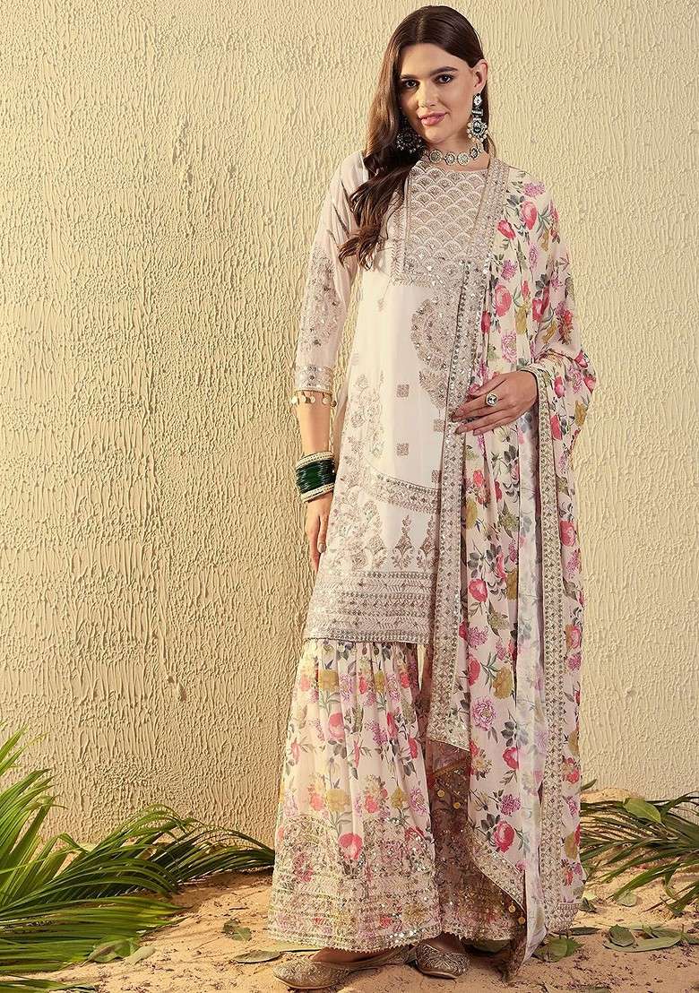 Off White Embroidered Georgette Kurta Set With Dupatta - Indya
